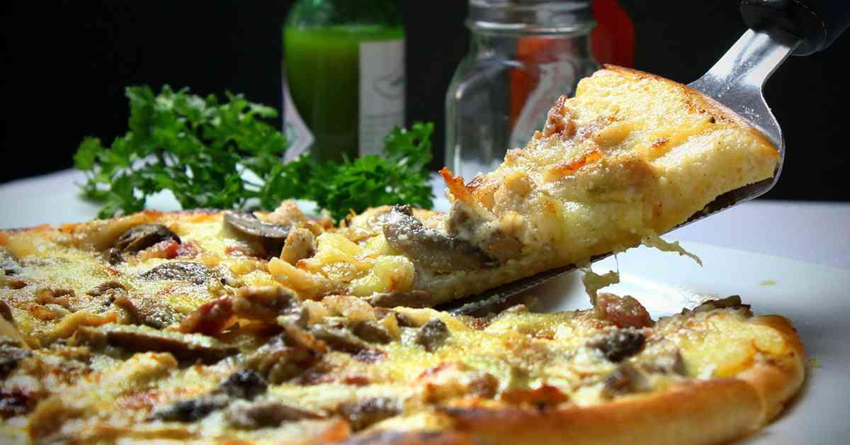 Come scegliere la giusta pala per la pizza: consigli utili - Atelier  dell'Albergo